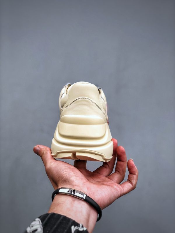 Replica Gucci Rhyton Vintage Sneakers with Original Packaging and Anti-Counterfeit Chip - Image 8