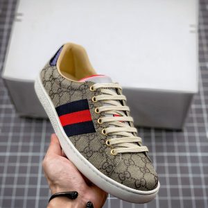 Replica Gucci Classic Bee Sneakers with Original Tongue and Eco-Friendly Insoles